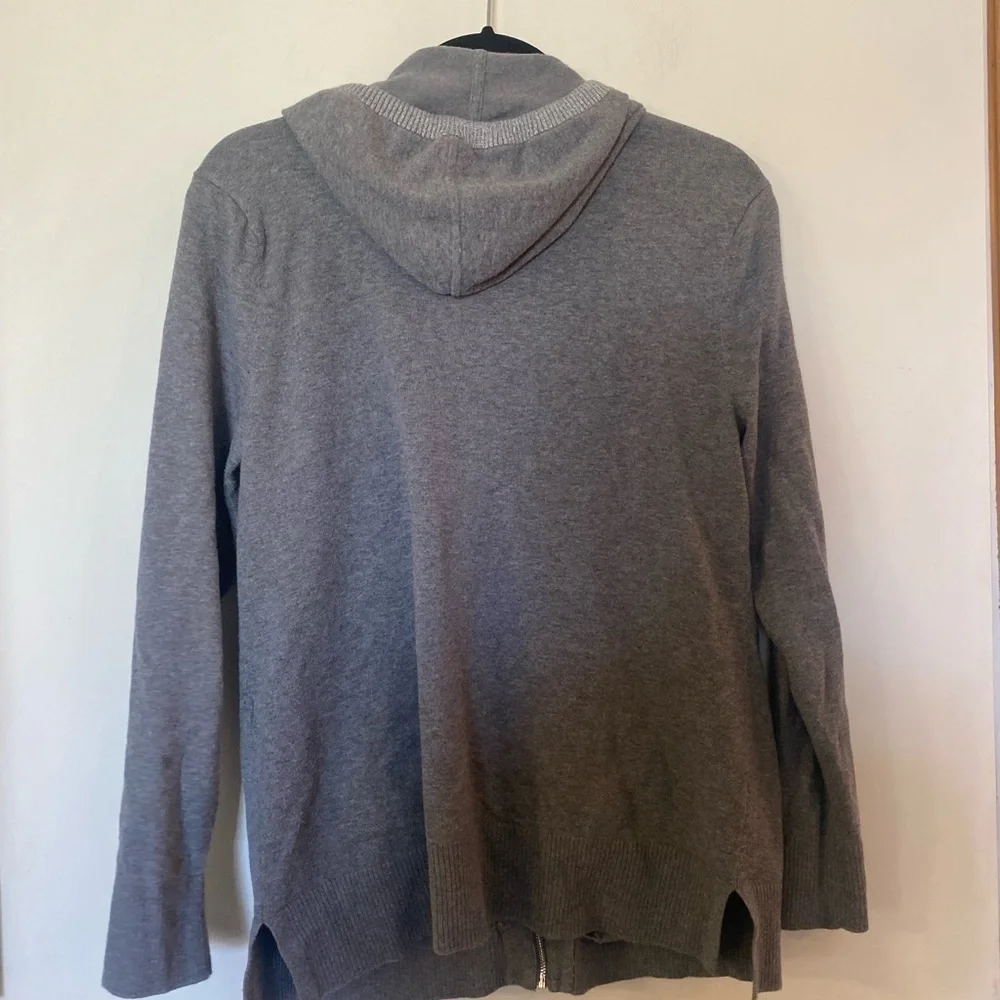 Chicos’s Zenergy size 1 cotton/cashmere/nylon/spandex hooded zip up